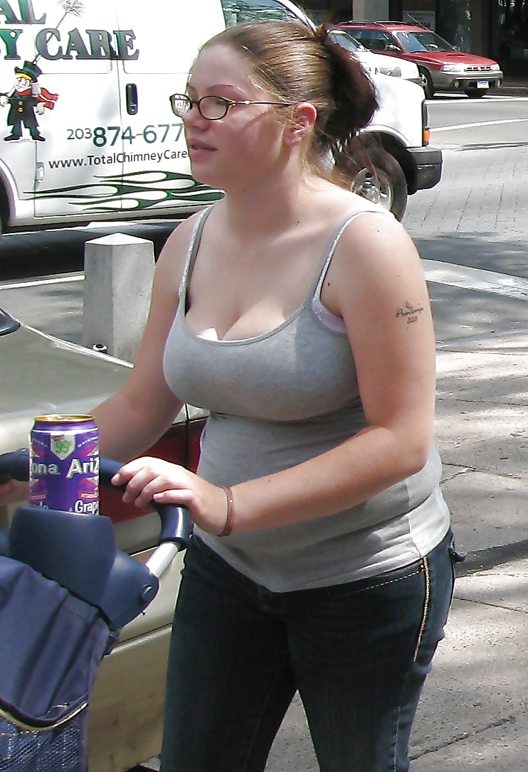 Sexy Cleavage On Street Busty Girl Candid Mix 02 26 Pics Xhamster