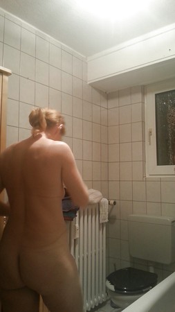 moom on shower - hidden spy cam - big tits