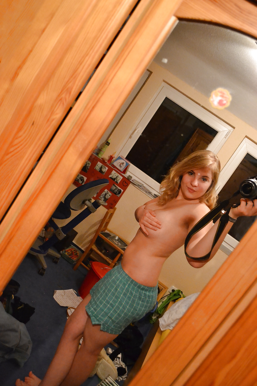 XXX Selfshot german Teen