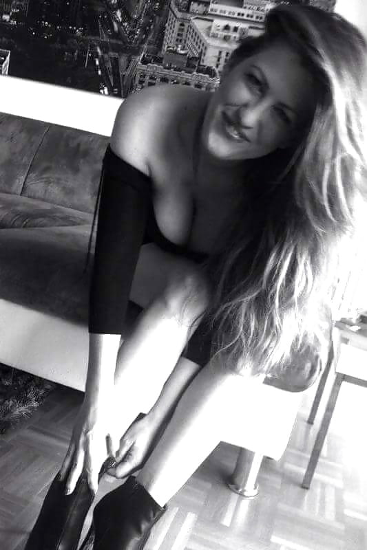XXX Amateurs beautiful  girls 2