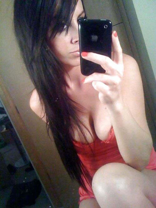 XXX iPhone Girlz