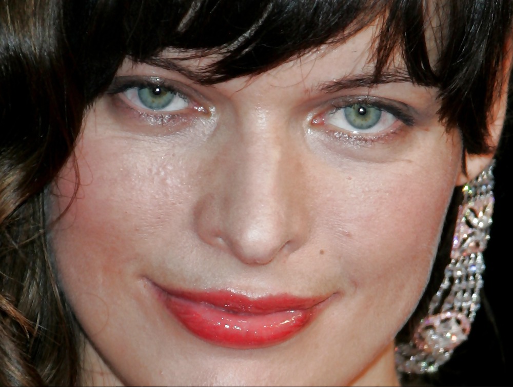 XXX Milla Jovovich