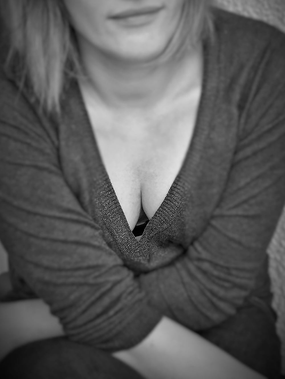 XXX SI VOUS BANDEZ, LACHEZ VOS COMMENTAIRES...