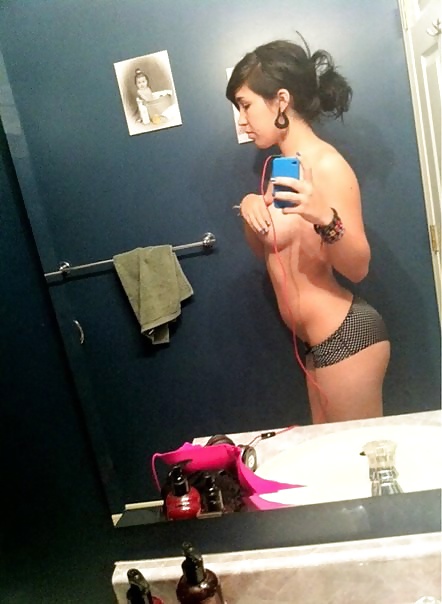 XXX Latin baby ass andd moree selfies