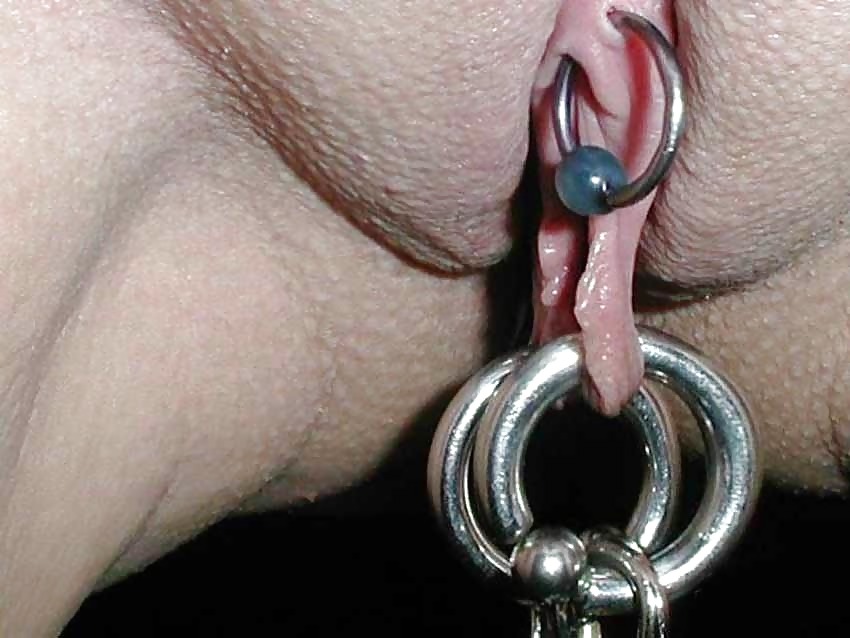 XXX Bizarre Pussy Pics