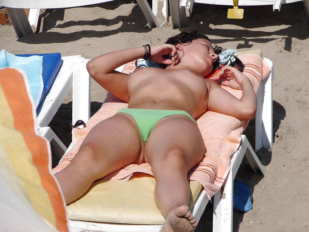 XXX The beach 165