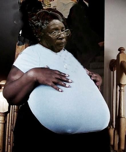 XXX BLACK MACROMASTIA