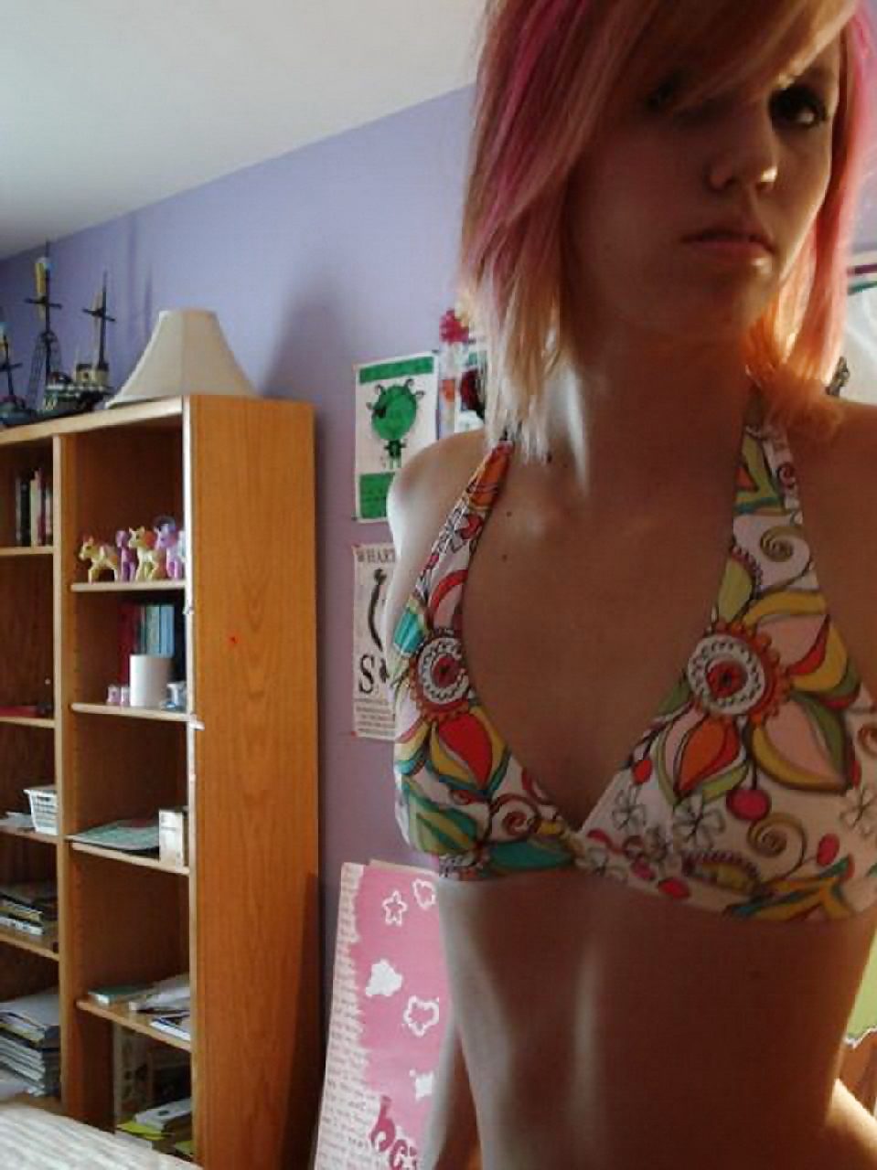 XXX my collection 50 : sexy pink hair emo girl