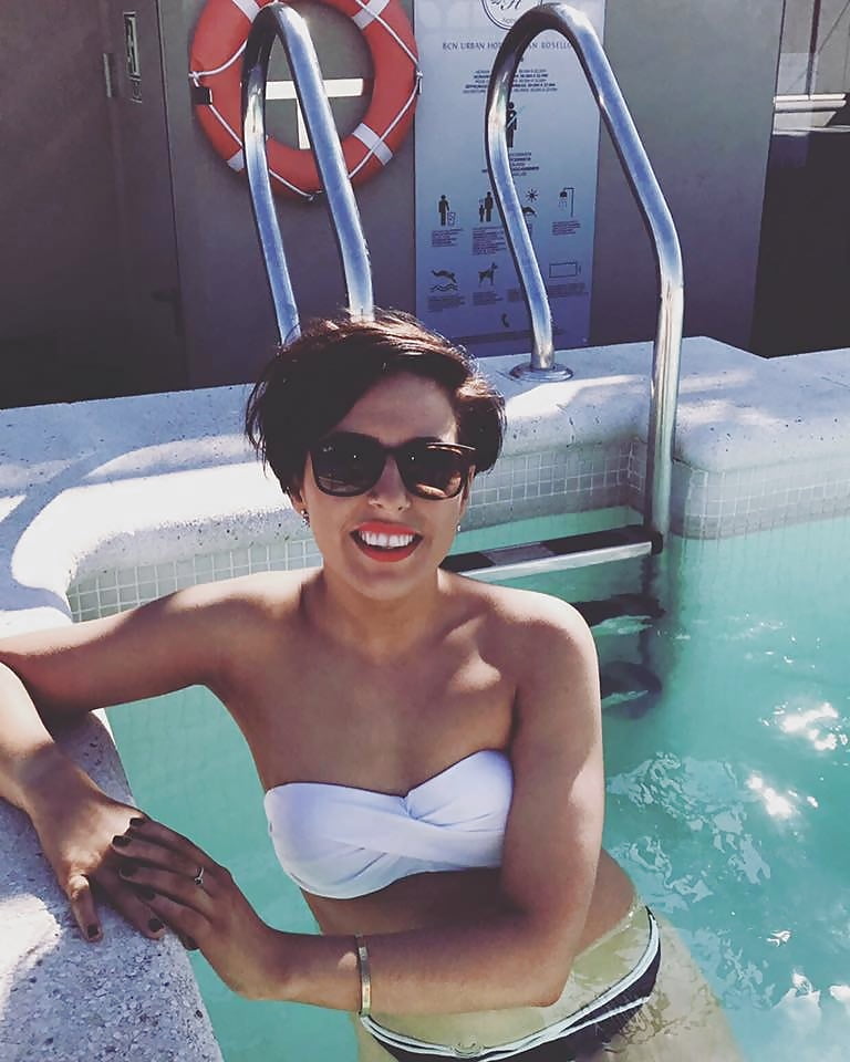 XXX Facebook short haired hotties P3