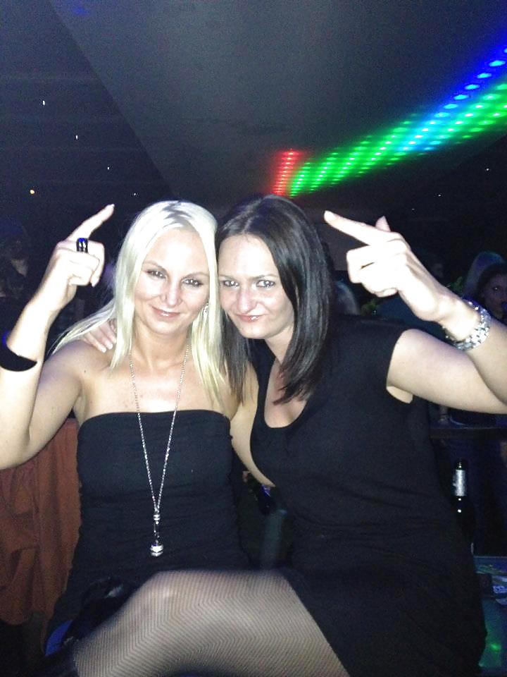 XXX Welche ist geiler (Which one is hotter) 3 ?