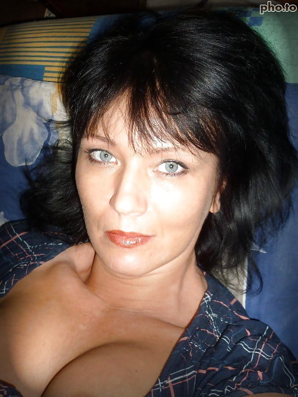 XXX A luscivious russian mature Yulia.