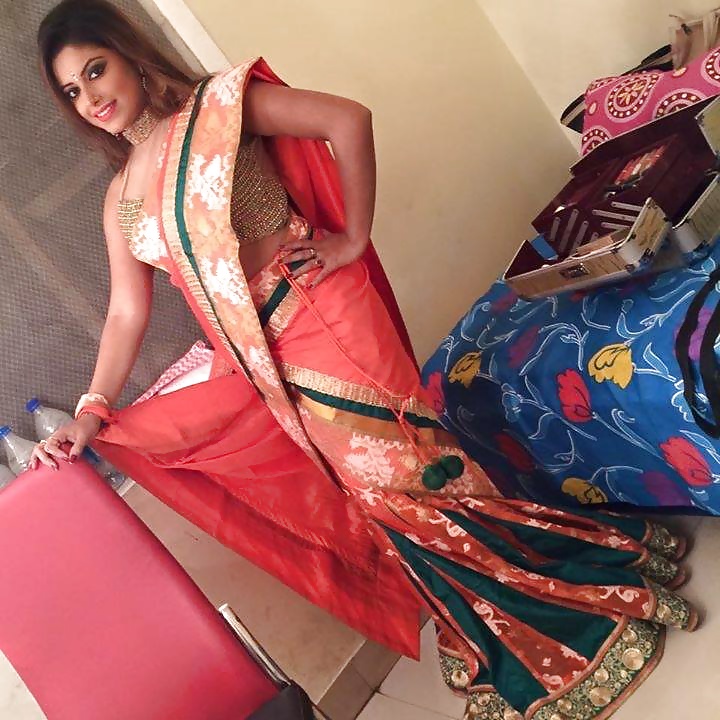 XXX INDIAN SALWAR & SAREE BABE