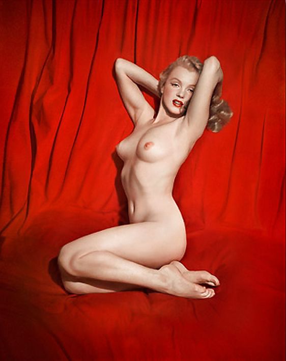 Marilyn Monroe In Black Stockings 20 Pics Xhamster 1108
