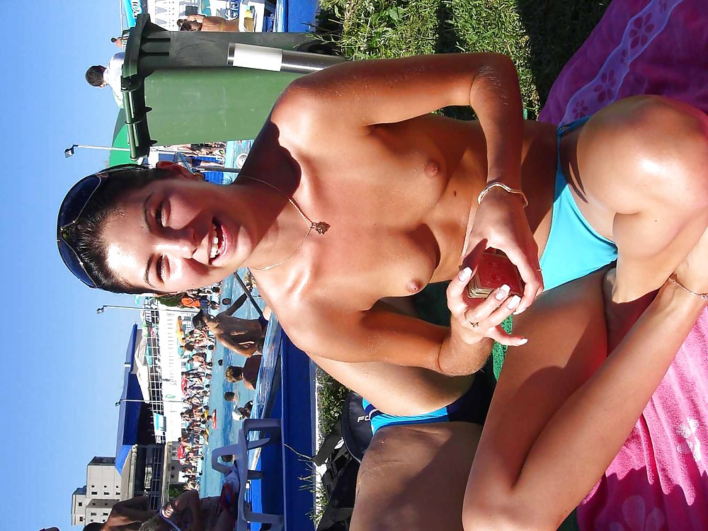 XXX The beach 45