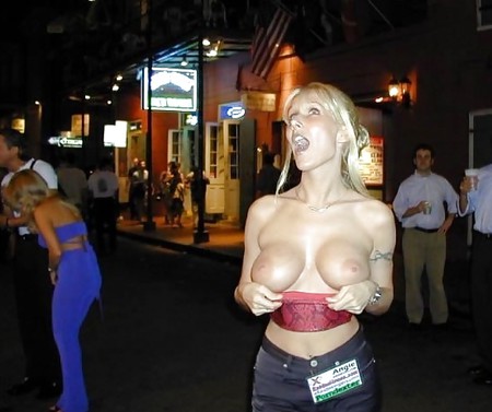 Wifes Nice Tits In Public