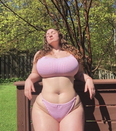 insanely thick canadian teen         