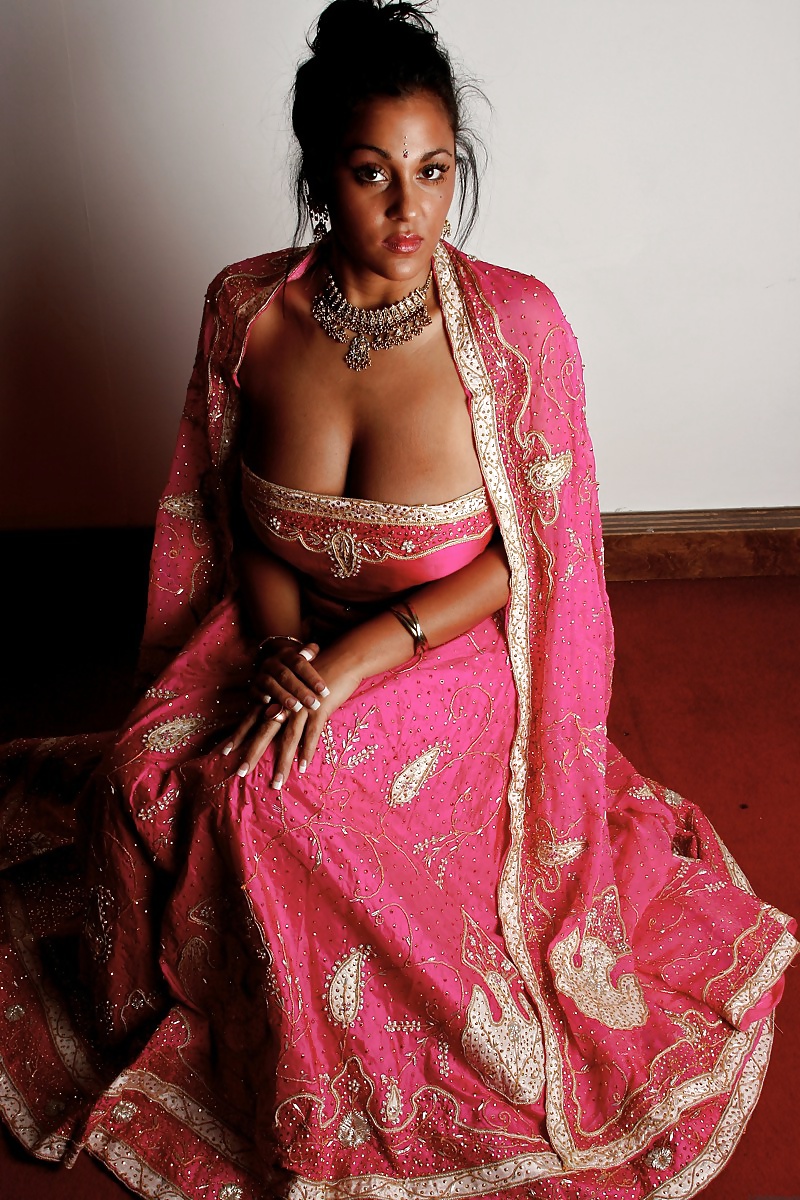 sari strip India