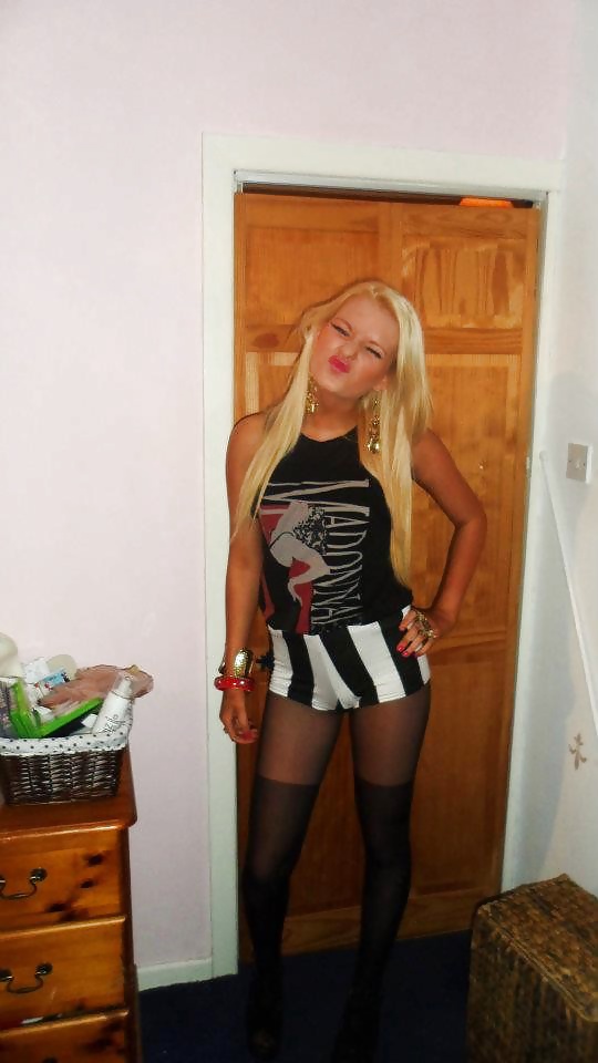 XXX Guys, meet UK chav teen Kim