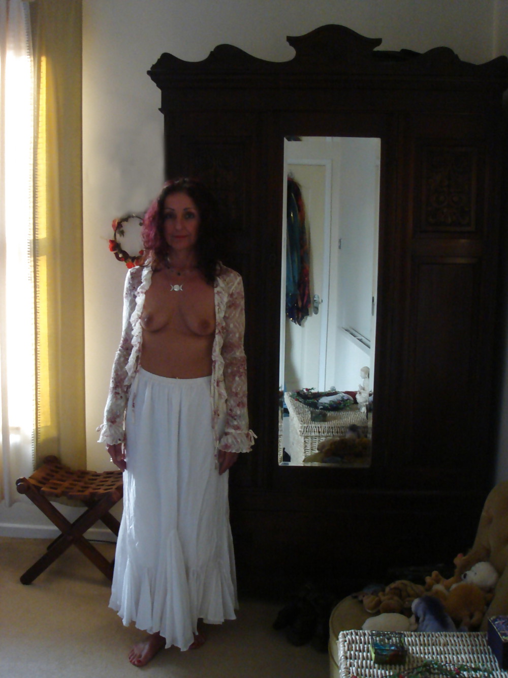 XXX Mature Hippy Woman