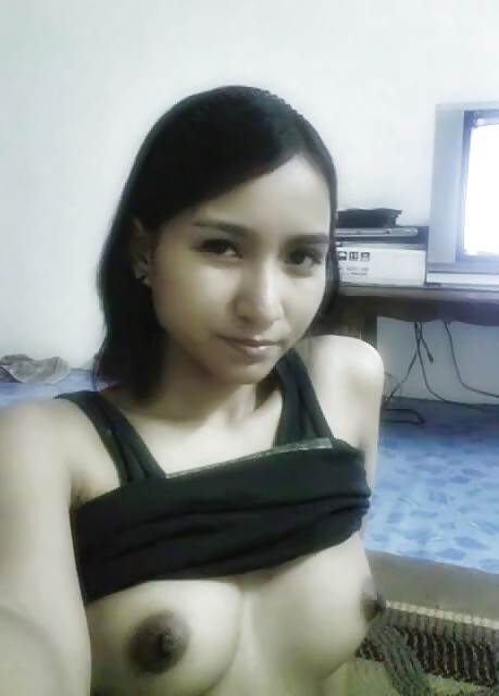 XXX The Beauty of Amateur Indonesian Teen