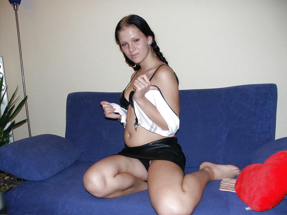 XXX BEAUTIFUL AMATEUR TEEN FROM BERLIN V