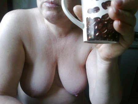 morning coffee to be naked