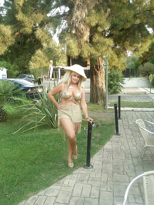 XXX Mature