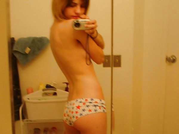 XXX Skinny EMO selfshot and close up