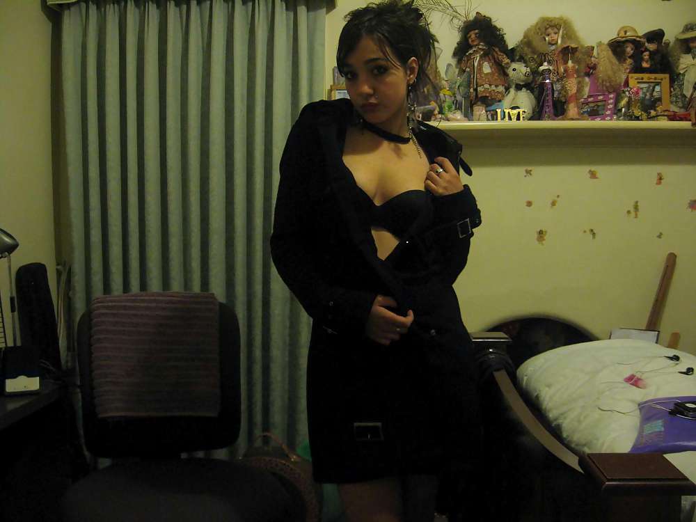 XXX tiny latino