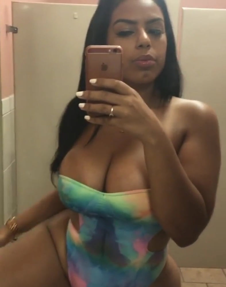 Sexy Spanish Instagram Slut 31 Pics