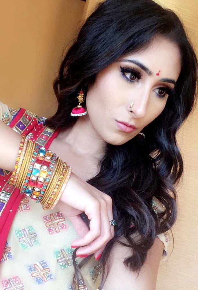 XXX Beautiful Indian slut with amazing body