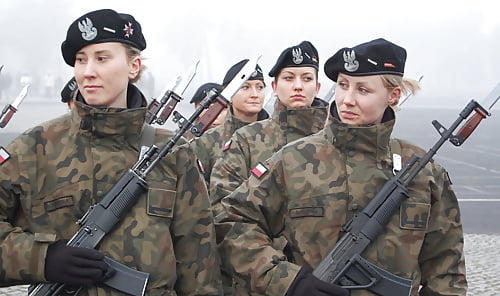 XXX Polish women soldiers