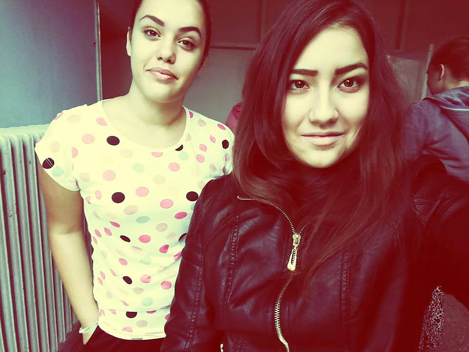 XXX Banjalucke pickice zeljne kurca