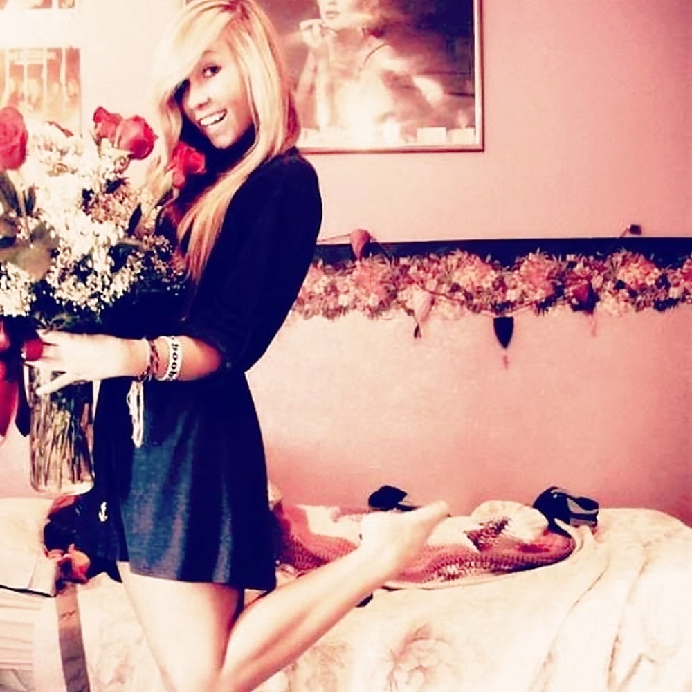 XXX American Slut Bombshell