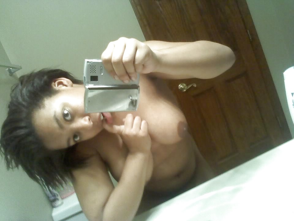 XXX EbonyTeens From SmutDates.com