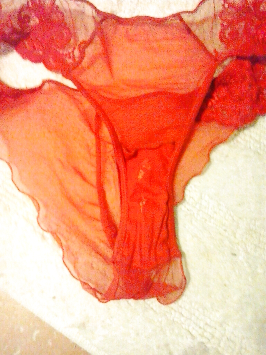 XXX moglie lingerie rossa