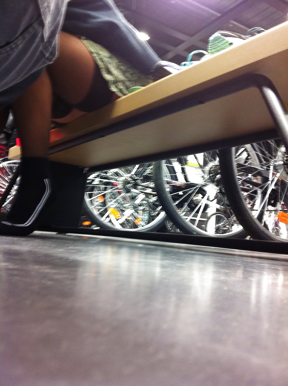 XXX voyeur stocking joggeuse