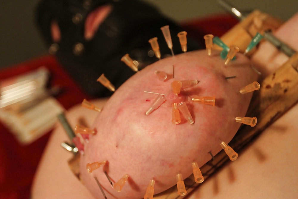 XXX FATTY BITCH READ FOR pain PLAY!!!