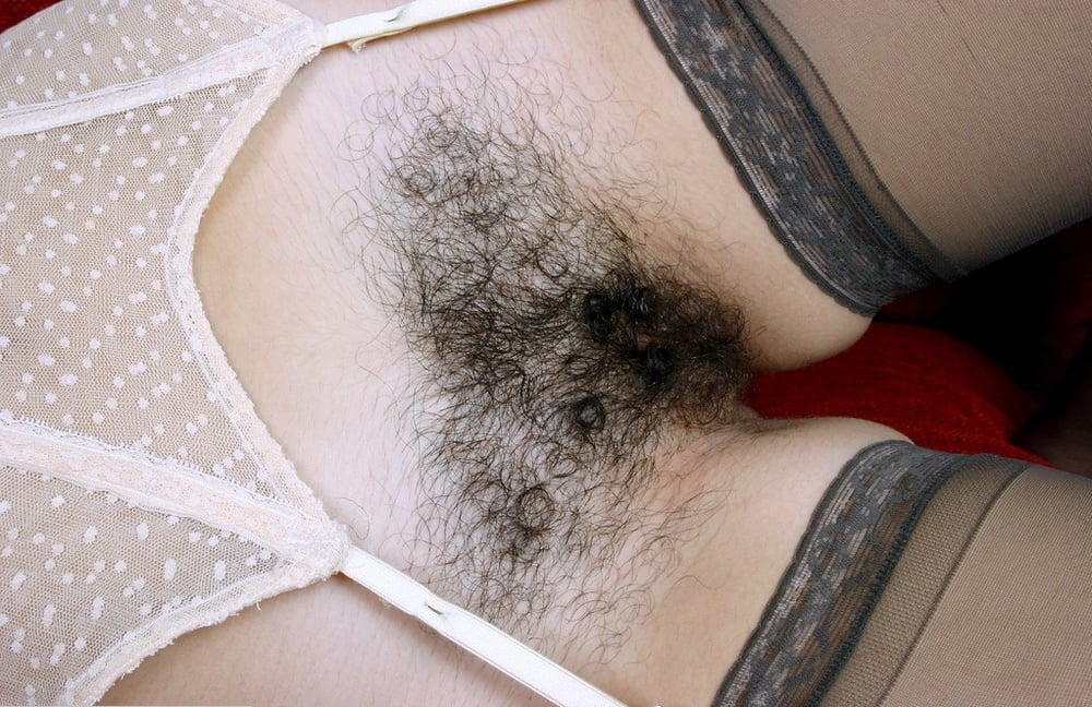 Hairy 5 - 50 Photos 