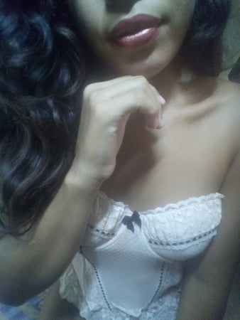 your rich sexy brunette         