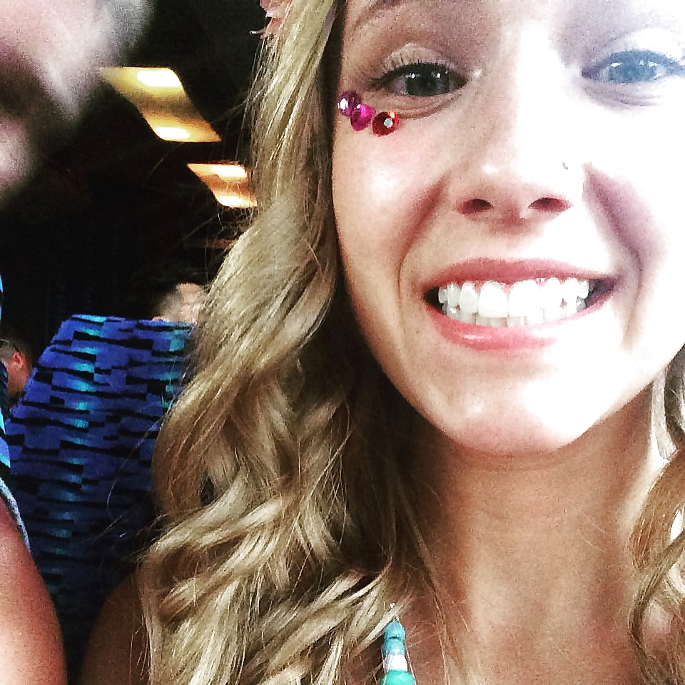 XXX Blonde College Party Girl