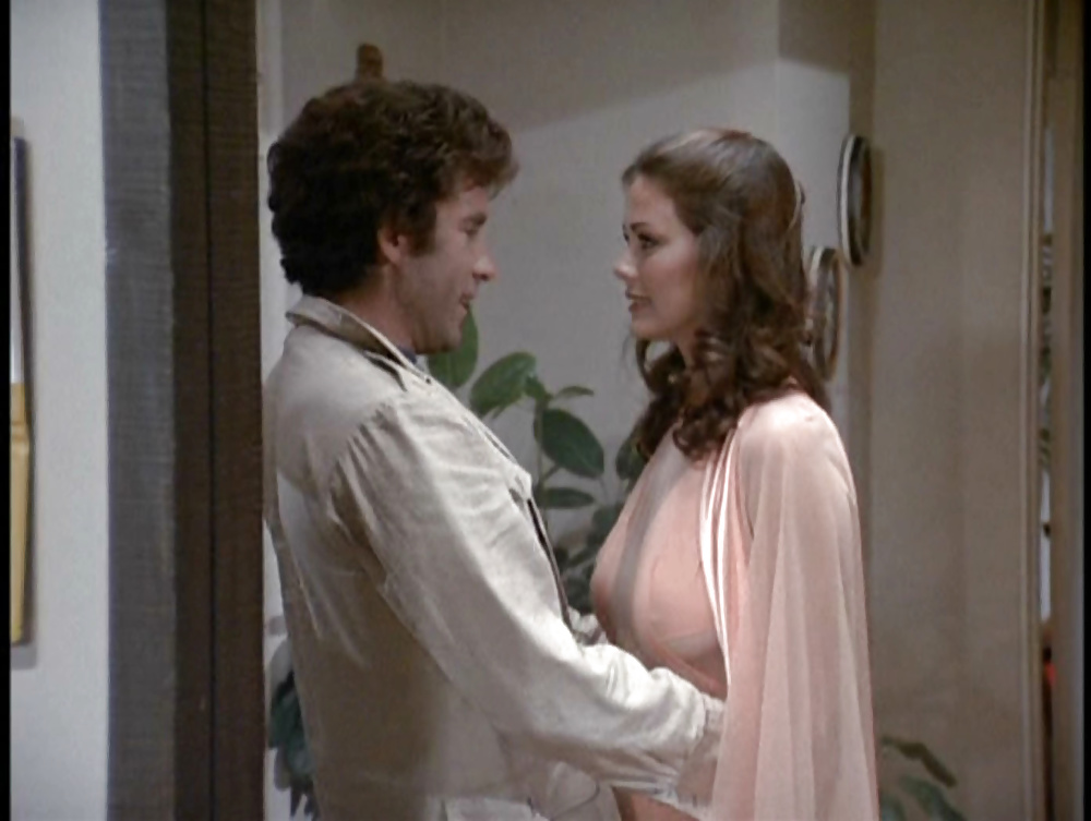 Naked Lynda Carter In Bobbie Jo And The Outlaw Ancensored