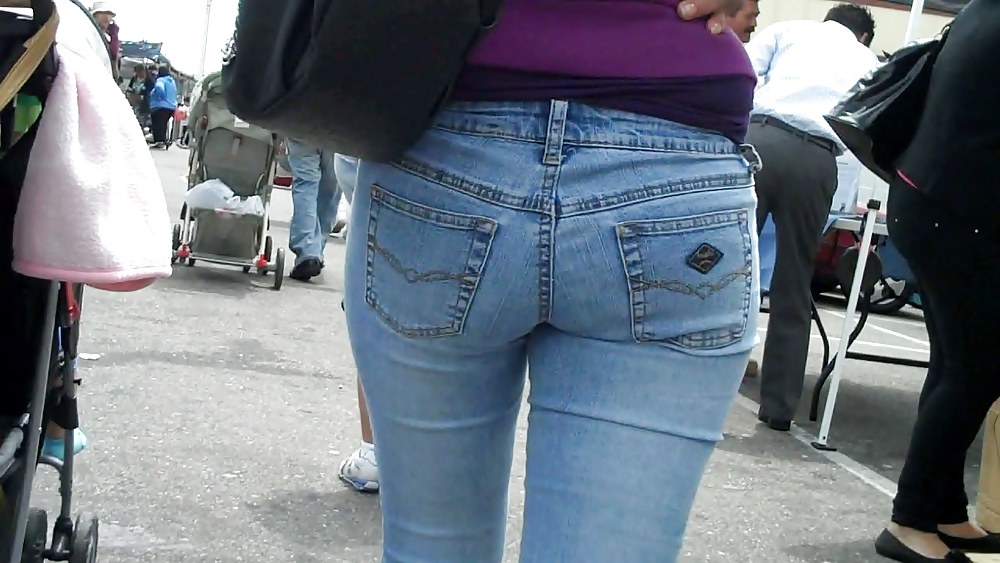 XXX Butts are nice in ass tight jeans