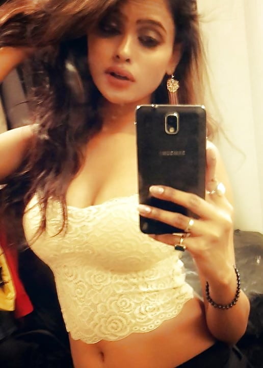 XXX AMATEUR INDIAN BABE