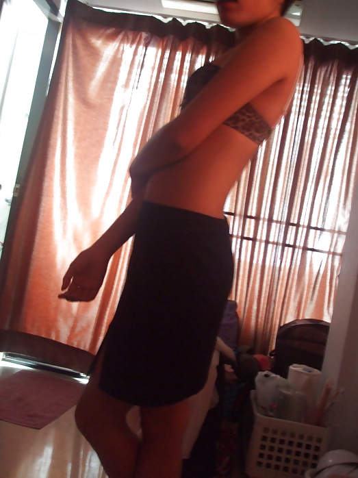 XXX Univ Girly