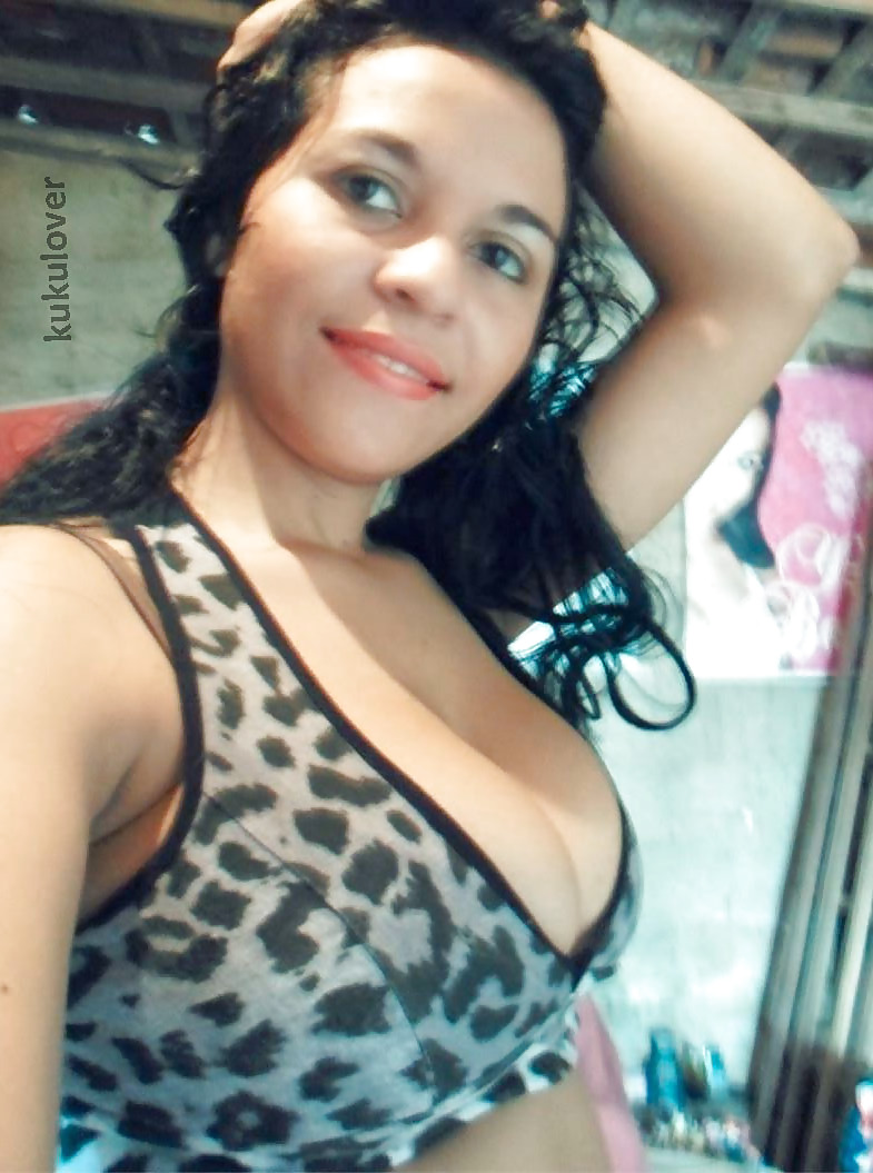 XXX Busty Brazilian teen Dryka