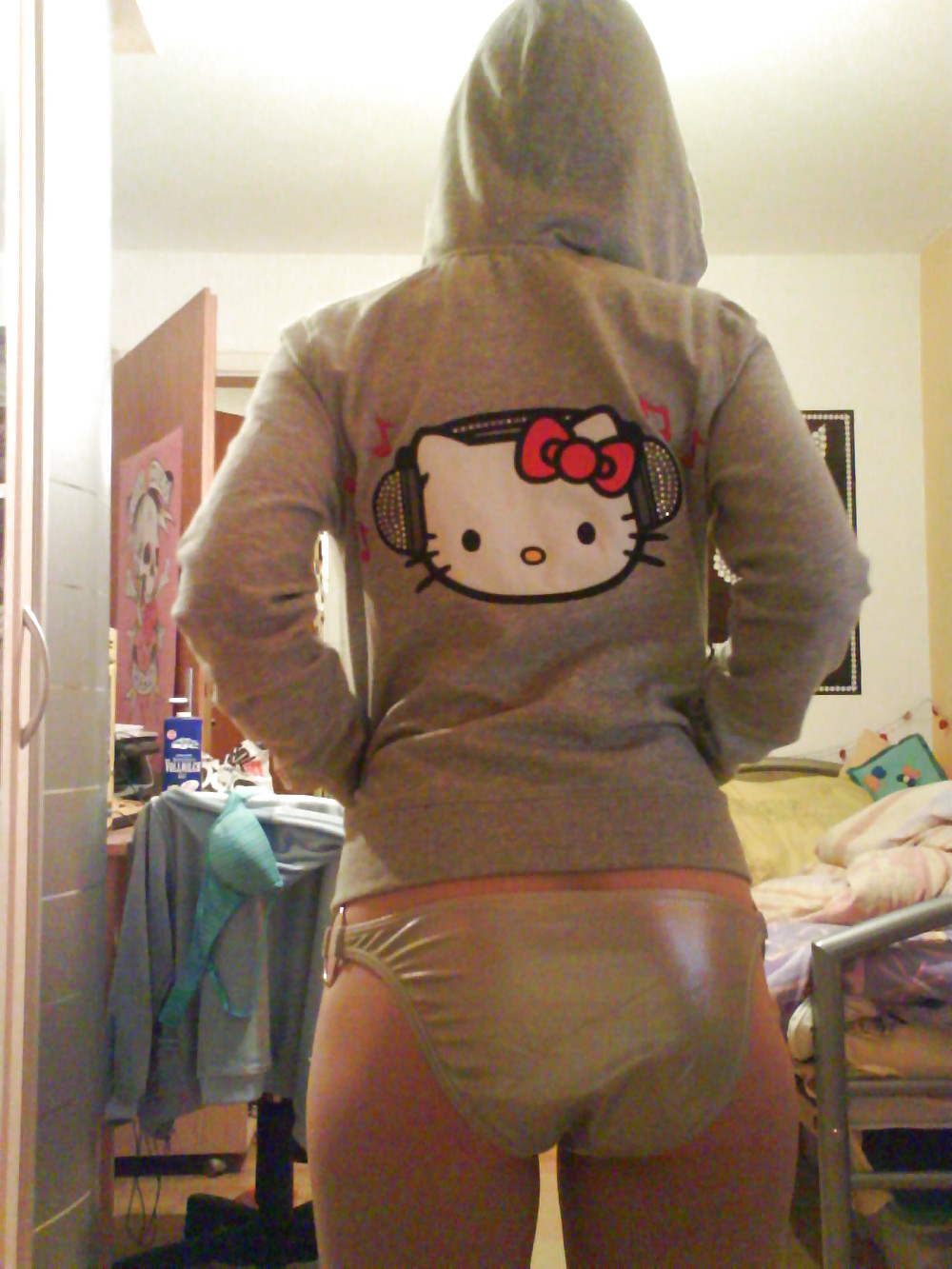 XXX kussiiiiiiiii x3 x3