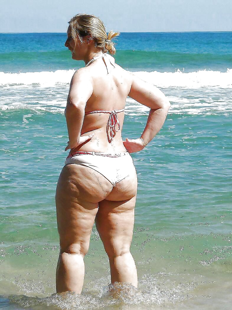 XXX granny and mature butts and holes. Wanna rimm u2?