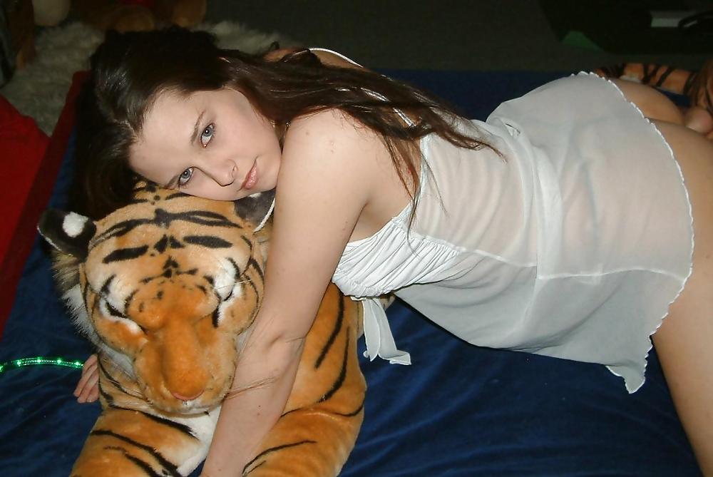 XXX Tiger    Lilly