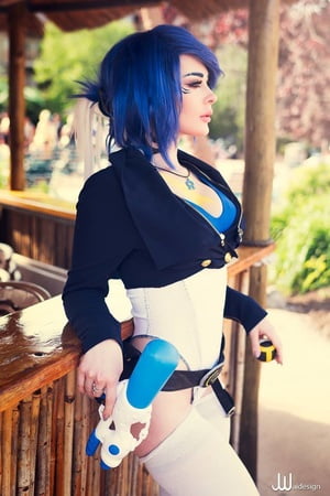 wonderfull girl redhead cosplay busty         